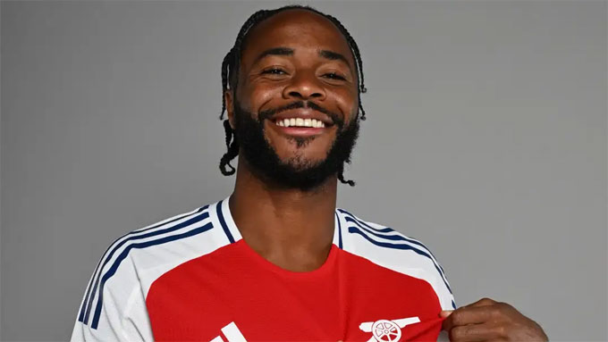 Sterling cho rằng Arsenal sẽ là nơi hoàn hảo cho tham vọng của mình